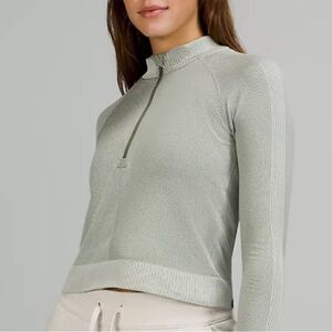 Lululemon Rest Less Cropped 1/2 Zip in Diagonal Rib Green Twill / Light Sage